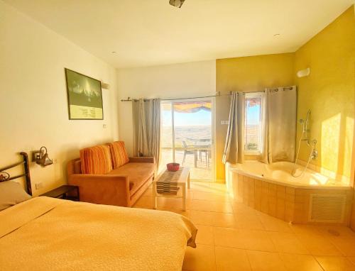 Talmei Yosef Cabin | Desert Fantasy - פנטזיה במדבר-באר מילכה,נגב מערבי,