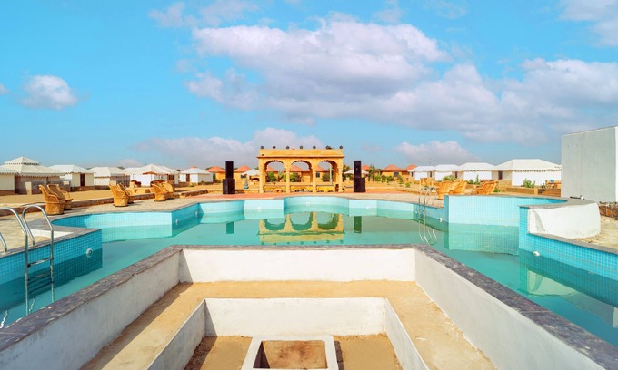 Sam Hotel | Desert Gateway Resort