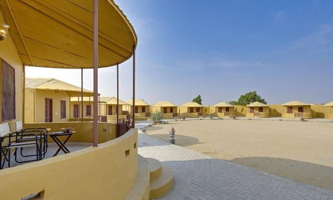 Kanoi Cottage | Desertique Dunes Safari Camp & Resort
