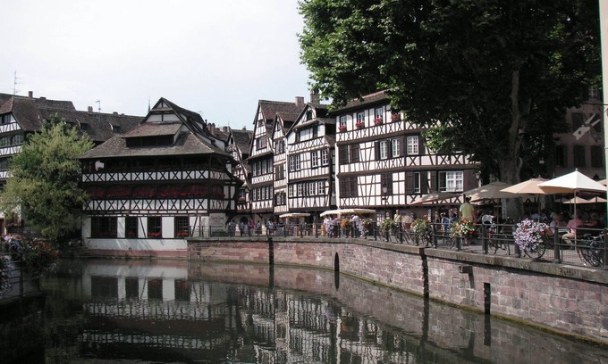Krutenau Apartment | Design and comfort in the heart of Strasbourg 5 minutes from the Cathedral!