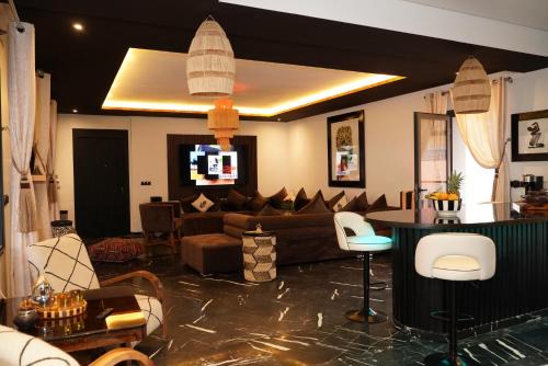 Semlalia Apartment | Design Art Gallery Apartment Marrakech swimming pool on the Roof