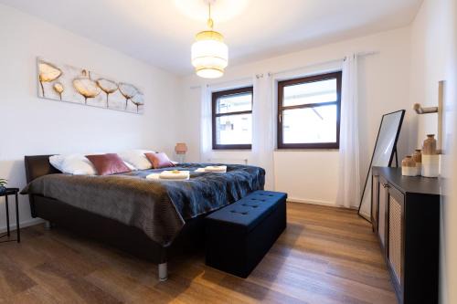 Bad Neuenahr-Ahrweiler Apartment | Design-Ferienwohnung in Bad Neuenahr: Platz für 4, Küche, WiFi, Netflix