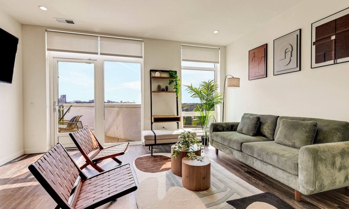 River West Apartment | Designer 3BR Penthouse l Private Patio l Rooftop l Gym l 5-Star Location