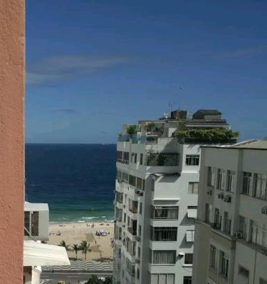 Leme Apartment | Designer Apartment Leme