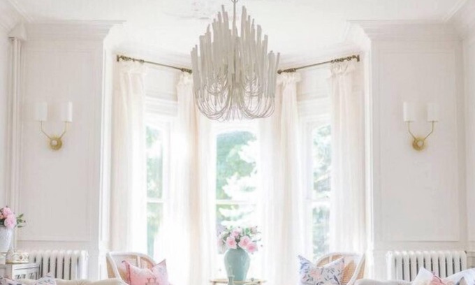 Kingsville House | Designer's Stylish & Historic House on Main Street
