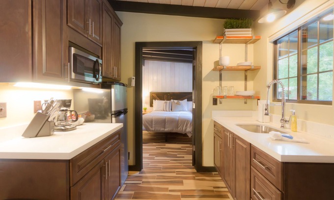 Sedona Apartment | Destination Oak Creek 7 1 Bedroom Apts by RedAwning