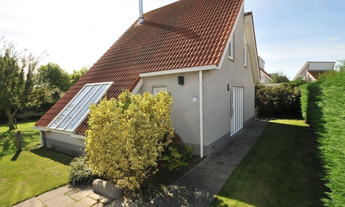 Scharendijke Cottage | Detached 8-person bungalow