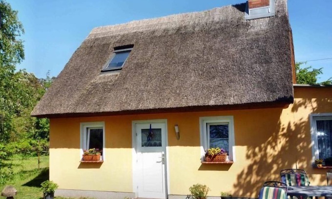 Kenz-Kustrow House | Detached holiday house in a quiet location