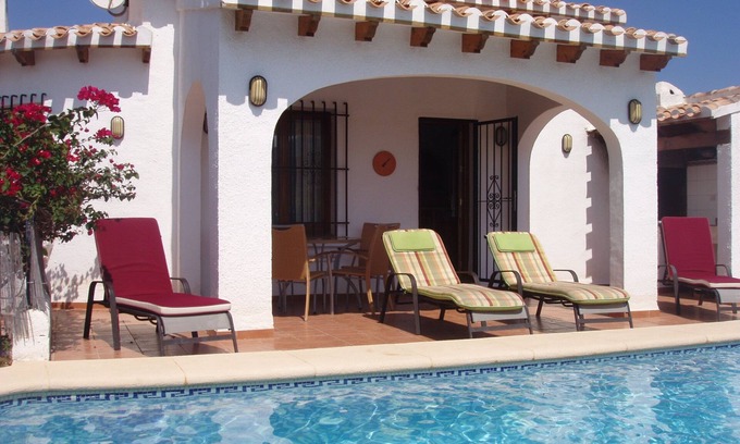 Pego Villa | Detached Spanish Villa in Mountain Location, Air Con, WiFi