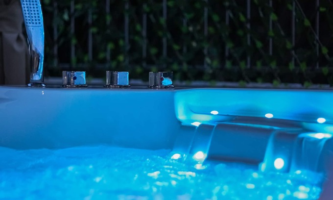 La Spezia Villa | Detached villa with outdoor hot tub, swimming pool and lawn