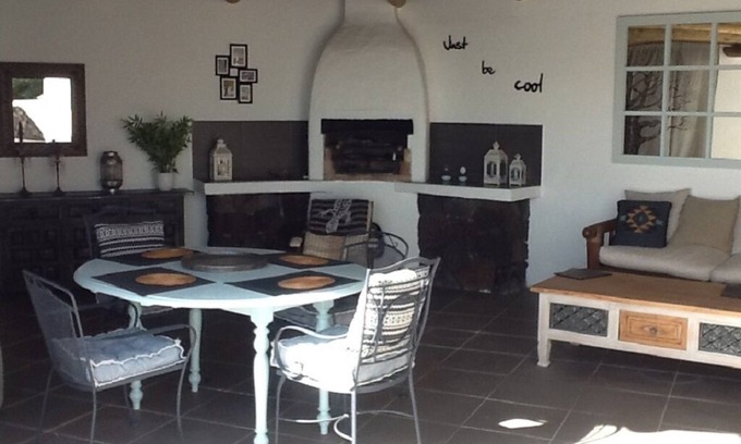 Los Mojones Villa | Detached Villa with Stunning Mountain and Sea Views, 14m Pool & sunken Hot Tub