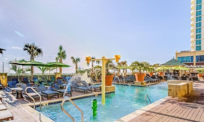 Northeast Virginia Beach Villa | Diamond Resorts Ocean Beach Club - 2 BDR DLX Suite - Ocean Front
