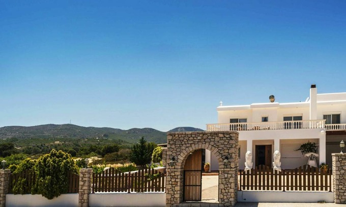Gennadi Villa | Dionysus 11.1
