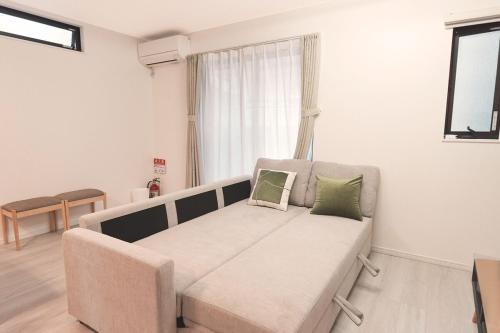 Tennoji Villa | Direct to Namba, Umeda ,Airport! New house!3mins to subway!