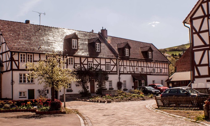 Gellershausen Apartment | Directly at the National Park Kellerwald-Edersee - Guest gift: "MeineCardPlus" 100 sqm