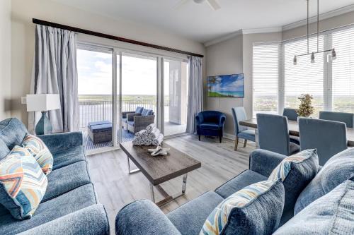 Florida Central Atlantic Coast Apartment | Disney Lakefront Luxury!