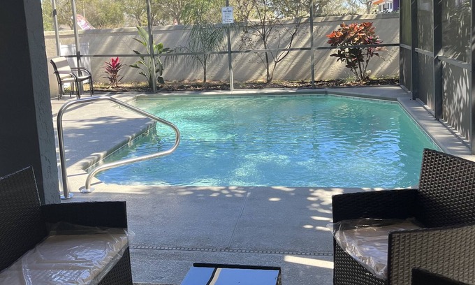 Greater Groves House | Disney - POOL HOME with tons of amenities including a free breakfast bar