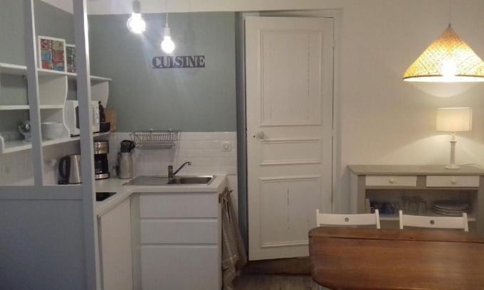 Lagny-sur-Marne Apartment | Disneyland Paris Gite La Glycine