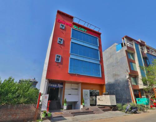 Gomti Nagar Hotel | Divine Glory Hotel