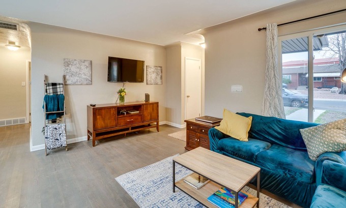 Barths House | Dog-Friendly Wheat Ridge Home ~ 7 Mi to Denver!