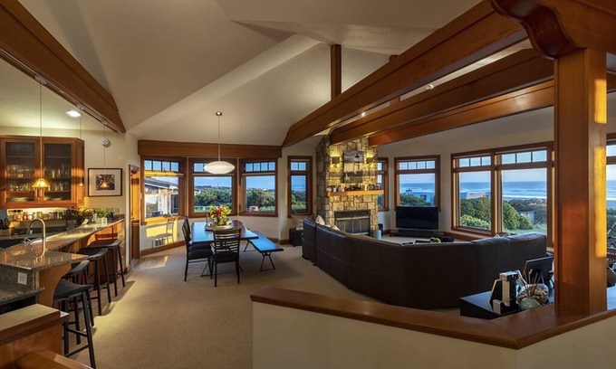 Sandpiper Village House | DOGS, Panoramic Ocean Views, Game Room, EV Charger, New Hot Tub, Chef’s Kitchen
