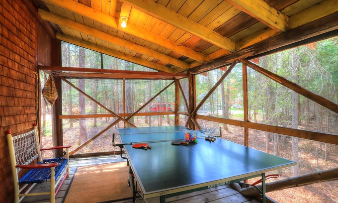Rangeley House | Dolce Vita - Cozy 3 bedroom camp on Mooseloomeguntic Lake
