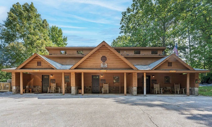 Caton Condo | Dolly's # 2