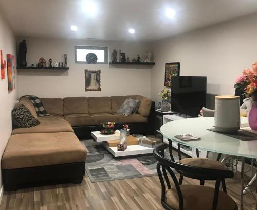 Fort Saskatchewan Bed & Breakfast | Dolly's Deluxe Suite