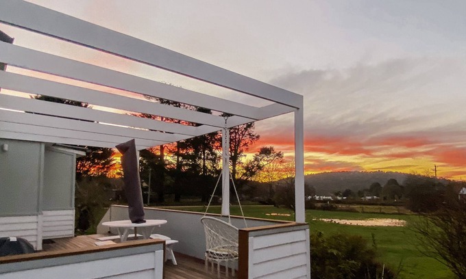 Lyonville House | Dolly’s Lyonville : a country escape with modern comfort & casual vibes