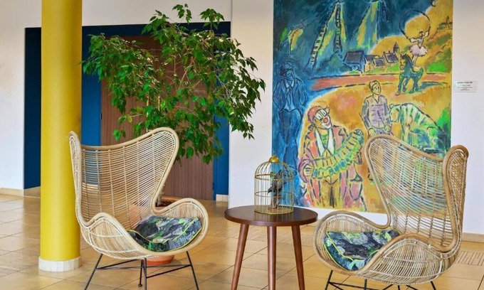 Montlucon Apartment | Domitys Les Rives du Cher