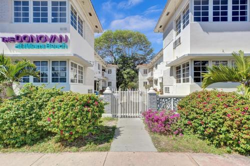 North Beach Apartment | Donovan by Nomada