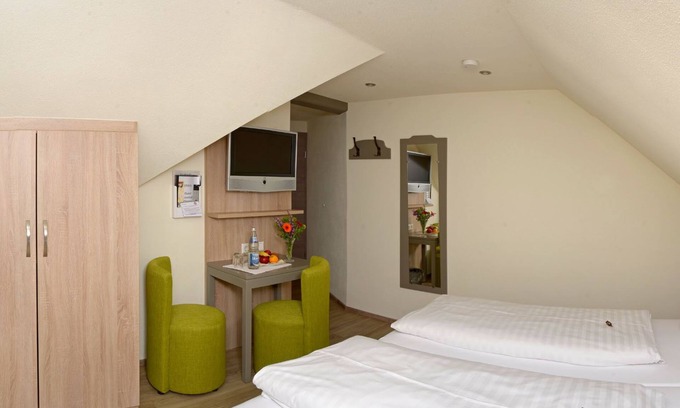 Oberreitnau Apartment | Doppelzimmer Standard 18qm mit WC und Dusche