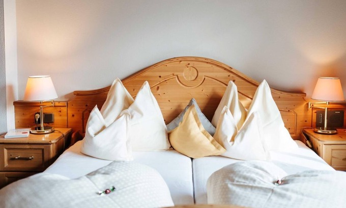 Feld am See House | Doppelzimmer Morgensonne Frühstück 1-4 Nächte - Bike-boutiquehotel Lindenhof
