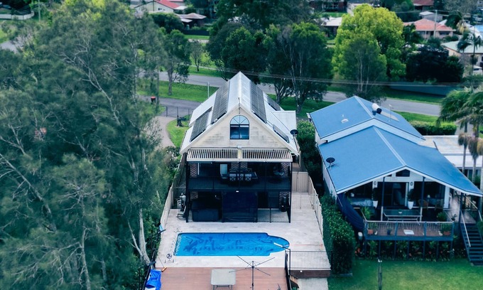 Dora Creek House | Dora On The Water - Dora Creek Lake House
