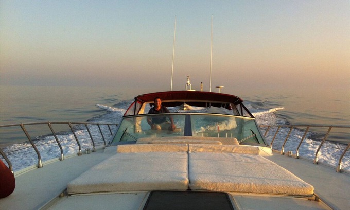 Porto-Vecchio Boat Rental | Dormir sur un Yacht de 16 Mètres