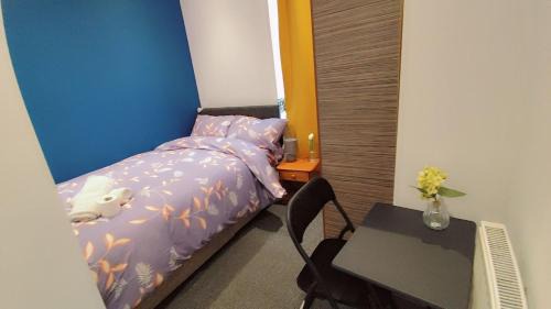 Eccles House | Double-Bedroom in the Heart of Eccles Manchester Perfect for Short Stays BH3
