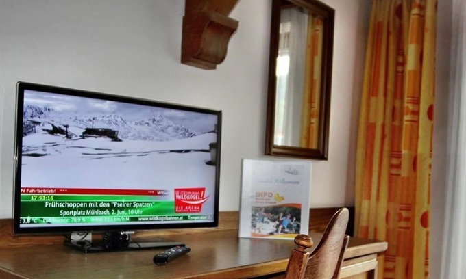 Bramberg am Wildkogel House | Double room next door - Kaserer, Landhotel
