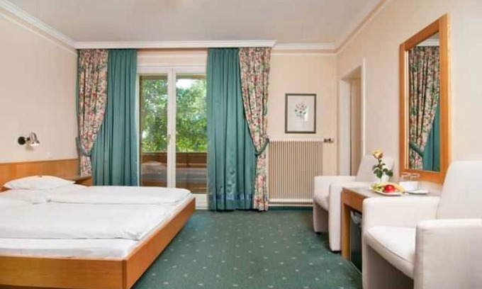 Drobollach am Faakersee House | Double room category B - Ferienhotel Schönruh *