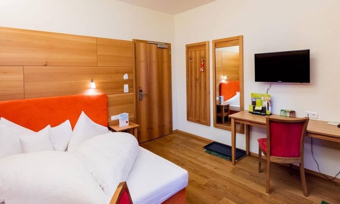 Warth House | Double room Erika BB LS - Hotel Walserberg