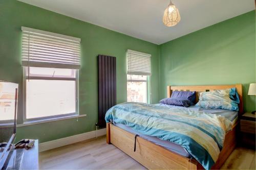 Newham House | Double Room Plaistow E13