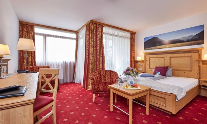 Oberammergau House | Double room Superior - Aktiv Hotel Böld & Restaurant Uhrmacher