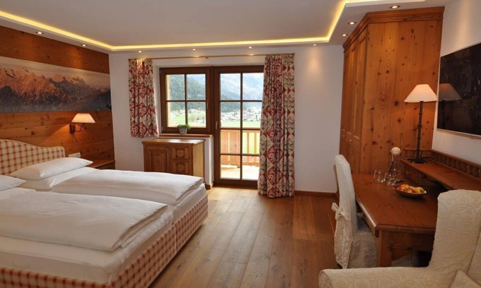 Achenkirch House | Double room with balcony 303 - Hotel-Garni "Das Seebichl"