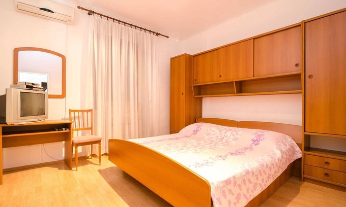 Trsteno Apartment | Double room with private external bathroom - Rooms Mozara 1