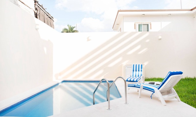 Colonia Andres Apartment | Double Swimming Pool Penthouse Suite in Cozumel 1