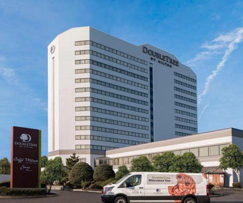 Fort Lee Hotel | DoubleTree by Hilton Fort Lee/George Washington Bridge