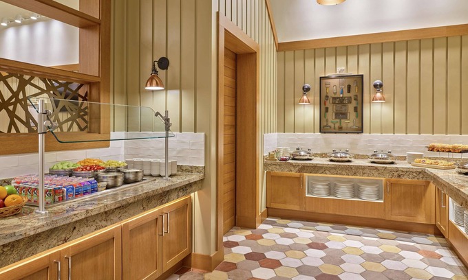 Houston Hotel | DoubleTree by Hilton Houston Intercontinental Airport