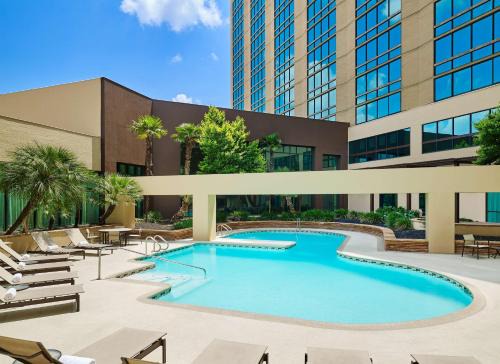North San Antonio - SAT Hotel | DoubleTree by Hilton San Antonio Airport