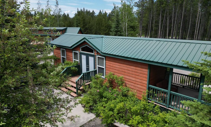 West Glacier Cabin | Douglas Fir