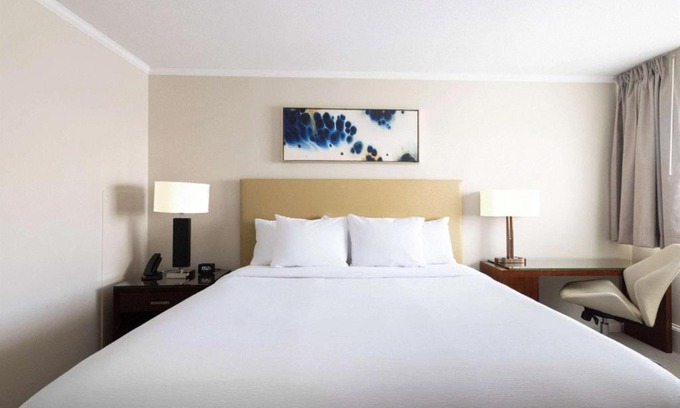 Dover Hotel | Downtown Dover Inn