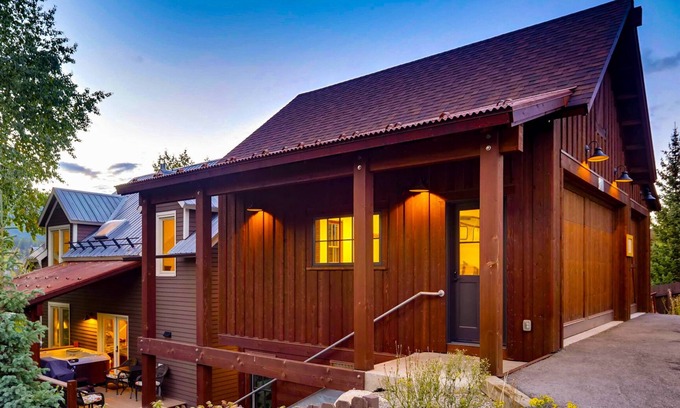 Weisshorn House | Downtown Home w/Mountain Views + Hot Tub + Ski Shuttle - Raven's Call Chalet